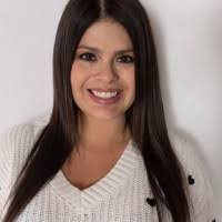 Sarah Claiborne's Instagram, Twitter & Facebook