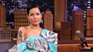/ˈhɔːlzi/, /ˈhɑːlzi/), is an american singer and songwriter. Look Out For Halsey S Style In 2021 Vogue