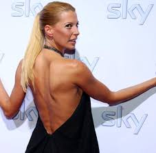 Giulia siegel / german celebrity. Aufklarung Bei Pro Sieben Giulia Siegel Achtet Den Spermien Volkermord Welt