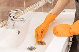 Sometimes, acrylic sink stains require the application of a gentle acid or other substance to clear off the stains from the surface of the sink. Updated How To Clean Plastic Sinks