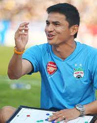 Câu lạc bộ bóng đá hoàng anh gia lai) is a vietnamese soccer club based in pleiku. Kiatisak Sáº½ Sá»­ Dá»¥ng Chiáº¿n Thuáº­t Nao Cho Hoang Anh Gia Lai Tin Tá»©c Má»›i Nháº¥t 24h Ä'á»c Bao Lao Ä'á»™ng Online Laodong Vn