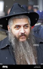 Dov hi-res stock photography and images