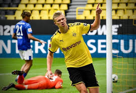 وشارك اللاعب صاحب الـ 20 عاما مع دورتموند الموسم الماضي في 41 مباراة، تمكن خلالهم من تسجيل 41 هدفا وصناعة 12 هدفا آخرين في جميع البطولات. Ø£Ø¨Ø±Ø² 6 Ø£Ø±Ù‚Ø§Ù… Ù…Ù† ÙÙˆØ² Ø¨ÙˆØ±ÙˆØ³ÙŠØ§ Ø¯ÙˆØ±ØªÙ…ÙˆÙ†Ø¯ Ø§Ù„ÙƒØ§Ø³Ø­ Ø¹Ù„Ù‰ Ø´Ø§Ù„ÙƒÙ‡ Ø£Ø®Ø¨Ø§Ø± ØµØ­ÙŠÙØ© Ø§Ù„Ø±Ø¤ÙŠØ©