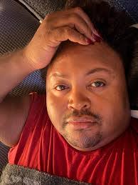 Alfonso Boxill's Instagram, Facebook & TikTok