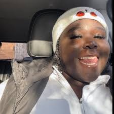 Nicole Caffrey's Instagram, Twitter & Facebook