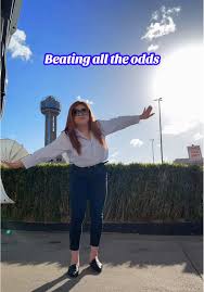 “Superando todos los obstáculos, agente de bienes raíces en Texas,  sirviendo tanto a Houston como a Dallas. Los desafíos están hechos para  hacerte crecer, y el crecimiento es incómodo, ¡pero siempre ...