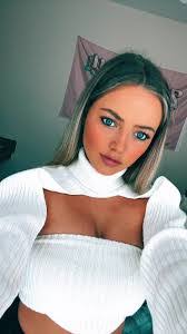 Haley Lantz's Instagram, Twitter & Facebook