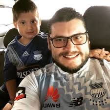 adrian olvera (@12Adrianolvera)