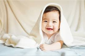 Nama fitri juga dapat digunakan pada nama akhir misalnya: 30 Nama Bayi Bulan Syawal Untuk Bayi Laki Laki Dan Perempuan