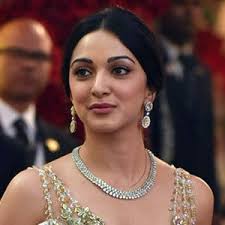 Isha Ambani - Age, Family, Bio | Famous ...