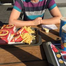 Burger king (bk) is an american multinational chain of hamburger fast food restaurants. Quick Fastfood Restaurant In Bereldange