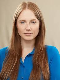 Carley Smith's Instagram, Twitter & Facebook