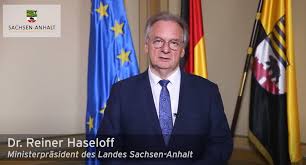 Auf einladung von ministerpräsident dr. Videobotschaft Von Ministerprasident Dr Reiner Haseloff Zur Corona Krise Magdeburger News Das Nachrichtenportal News Rund Um Magdeburg