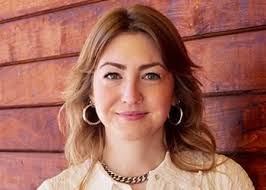 Molly Pickard's Instagram, Twitter & Facebook