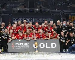 Die spiele 2016 hatte er nach einem skandal verlassen. Olympia Umfrage Wer Sind Die Medaillen Favoriten Beim Handball Turnier In Tokio