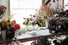 Everyone loves a floral arrangement, and going for artificial. How To Create A Fall Floral Arrangement With Foraged Foliage Vogue