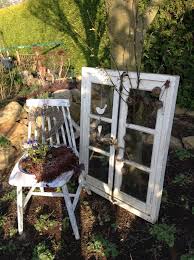 Shabby Fenster Und Stuhl Garten Deko Garten Deco Landhaus Dekor