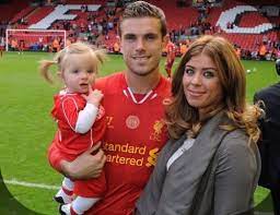 Jordan brian henderson (born 17 june 1990) is an english professional footballer who plays as a midfielder for premier league club liverpool and the england national team. Jordan Henderson Ehefrau Vermogen Grosse Tattoo Herkunft 2021 Taddlr