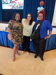 Edra Bailey (@EdraBailey)