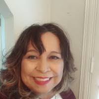 Sarah Manzi's Instagram, Twitter & Facebook