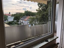 Einbauküche mit mikrowelle, geschirrspüler und kleinem sitzplatz. 3 Zimmer Wohnung Zu Vermieten Pfalzstr 18 30173 Hannover Sudstadt Mapio Net