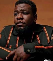 Nandi and Solz are enjoying each other's company, with Nandi having cooked  a lovely meal for him, while Solz opted to miss mam Nomsa's lunch in order  to be with his woman #