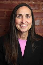 Cindy Lipscomb's Instagram, Twitter & Facebook