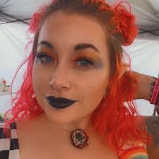 Autumn Sky's Instagram, Twitter & Facebook