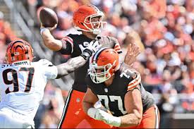 Viviana Robba Anale Door Opened