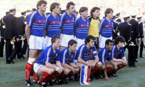 Le français jean tigana à la lutte avec le portugais jordao lors de la demi finale de l'euro le 23 juin 1984 à marseille. France S Carre Magique Of Platini Giresse Fernandez And Tigana International Football The Shed End Chelsea Fc Forums