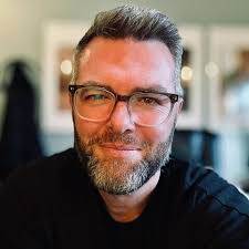 Chris Cavin's Instagram, Twitter & Facebook