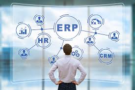 Impulsionado pelo processo de re-engenharia do negócio, a implementação do ERP reduz redundância de atividades na organização