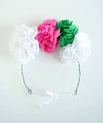 (all craft materials can be found at michaels!) 10 Ways To Make A Pretty Floral Crown