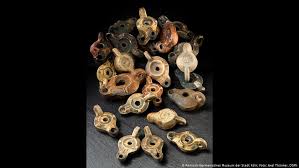 Detector finds unresearched ancient greek object with inscriptions. 13 Recent Archaeological Finds In Germany All Media Content Dw 04 09 2020