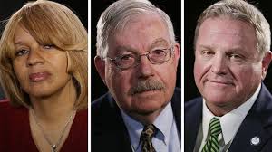 Board members say they got no support in fight for financial disclosure