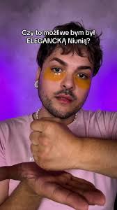 Lubicie Misie Hot Elegancką Niunie⁉️ Baza rozświetlająca @L’Oréal Paris  LUMI GLOTION 901 Podkład @makeupbymario SurrealSkin™ Foundation Korektor  @Lancôme Tein Idole Ultra Concealer Róż kremowy @Armani ...