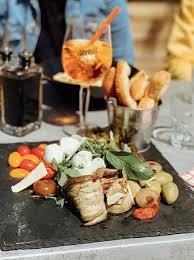 Le 19 Restaurant Annecy Le Vieux Restaurant Avis Numero De Telephone Photos Tripadvisor