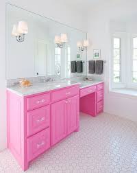 And they'll still leave your bathroom feeling decidedly (though perhaps subtly) pink. How To Decorate A Pink Bathroom