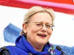 Ellen Lorenz, die Vorsitzende des Kunstvereins Hannover, ist gestorben