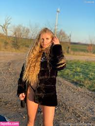 Frederike O Lifting Larissa Nude Leaked OnlyFans Photo 93 Fapello 52975 |  Hot Sex Picture