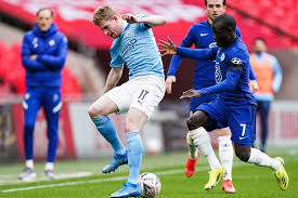 Player for @mancity & @belreddevils. Man City Issue Injury Update On Kevin De Bruyne Injury Ahead Of Crunch Games Manchester Evening News
