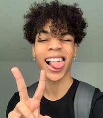 Lailah Walker (lailahsarai4ever)