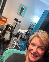 Lisa Lyons Koch (@lisakochvoiceover) • Instagram photos and videos