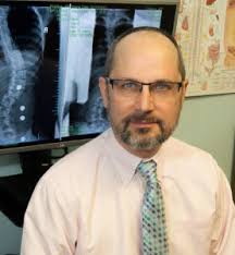 Lewis is a fifth generation washingtonian, and comes to the seattle city council after representing the people of seattle as an assistant city attorney. Looking For A Scoliosis Doctor How Dr Andrew Strauss Can Help