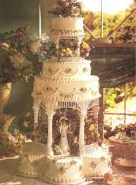 100 It S Not Very Likely That I Ll Pick A Cake Anything Like This But It Was Still Very Pr Wedding Cakes Vintage Big Wedding Cakes Traditional Wedding Cakes