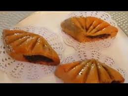 Recette De Makrout Au Four Et En Friture Youtube Recette Makrout Makrout Au Four Youtube Cuisine