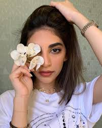 موديلات ساعات نسائية بأسلوب الفاشينيستا السعودية شوق محمد مجلة الجميلة