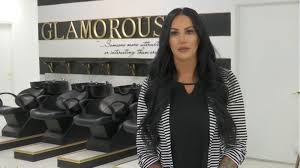 The city of salem sent owner lindsey graham a letter outlining a lease violation by reopening against gov. Salon Owner Who Reopened In Defiance Of Oregon S Coronavirus Orders Fined 14 000 Ktla