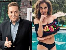 Andrea es hija única pues sus papás se divorciaron al año de que nació y cómo su mamá empezaba con su exitosa carrera como. Andrea Escalona Pudo Ser La Madre De Michaela Hija De Daniel Bisogno Actualidad Los40 Mexico