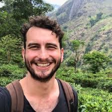 Lynn Mccoll's Instagram, Twitter & Facebook